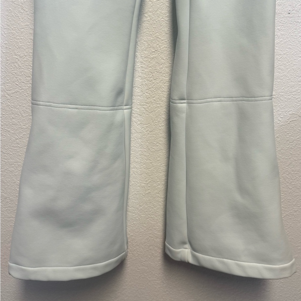 Erin Snow Elle Slim-Fit Ski Pants size 6 Bootcut Flare Size Luxury Alpine mist - Picture 3 of 12